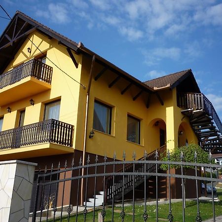 Apartmanház King Hévíz Exteriér fotografie