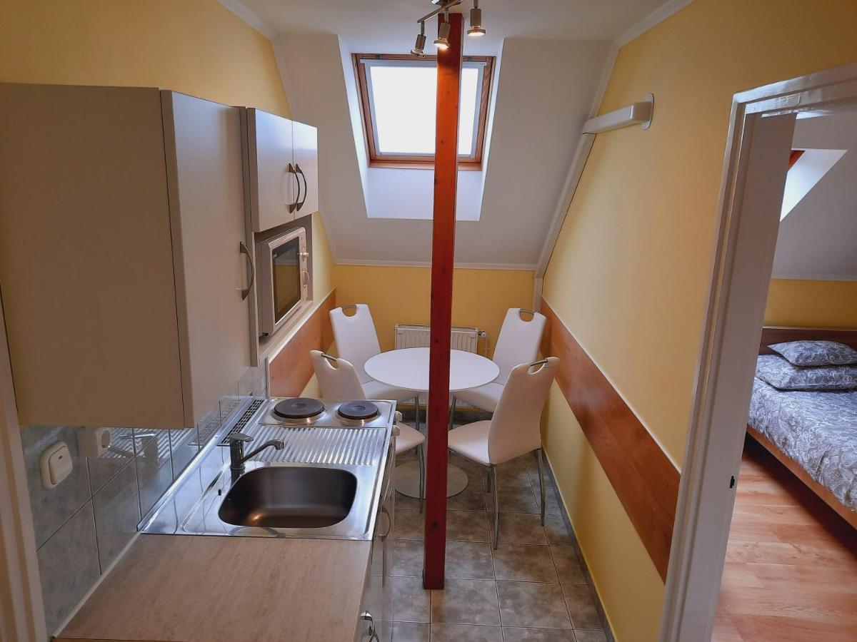Apartmanház King Hévíz Exteriér fotografie