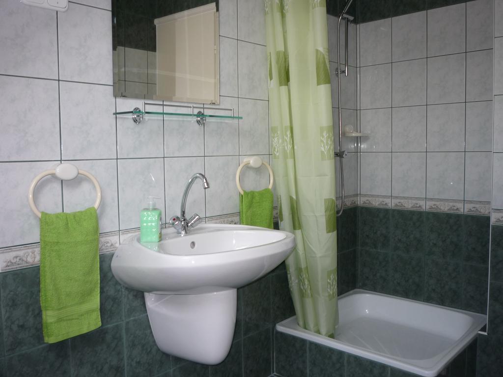 Apartmanház King Hévíz Exteriér fotografie